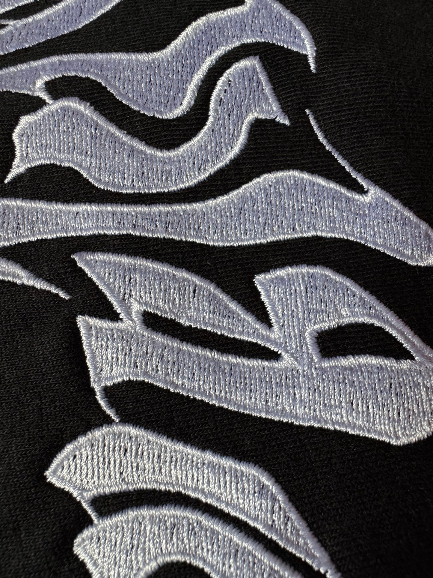 Oblium Embroidery - T-Shirt