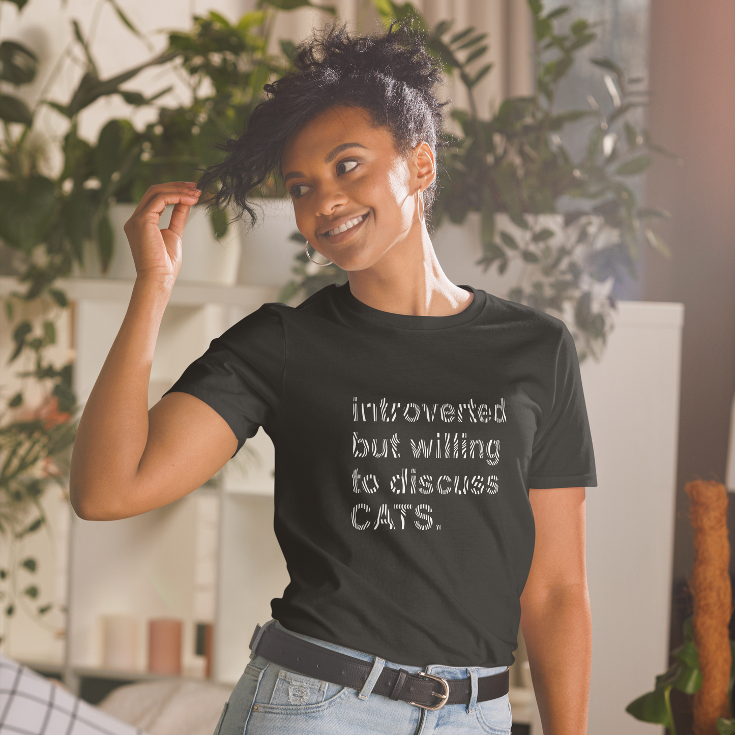 Introvert Discuss Cats - T-Shirt
